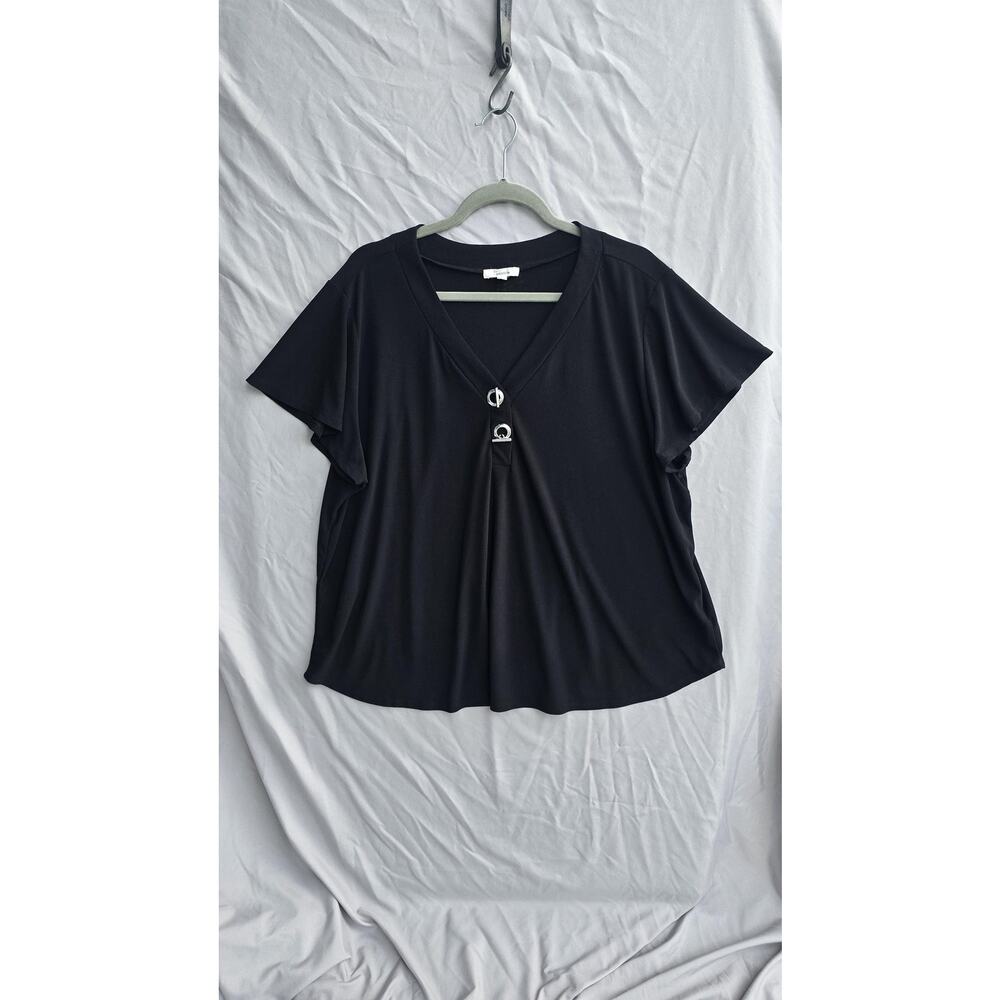 89th + Madison Blouse Womens 1X Black V Neck Short Sleeve Stretch Jersey Top